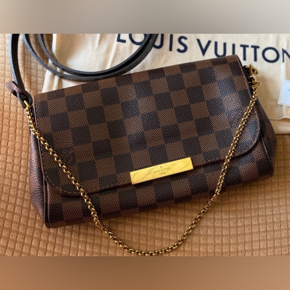 Authentic Louis Vuitton Favorite PM Crossbody Clutch Purse in Ebene Great 🖤🤎
